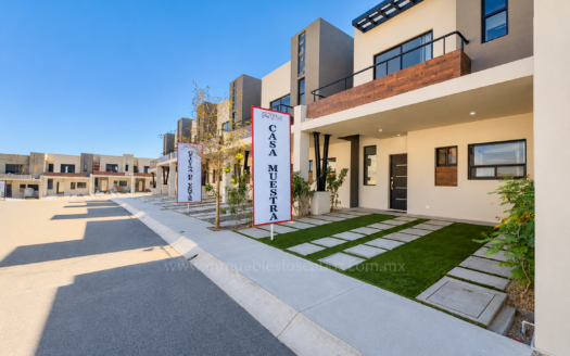 Casa en Venta en Cabo San Lucas | Villa Cabo Sur – 3 Recámaras en Privada con Alberca